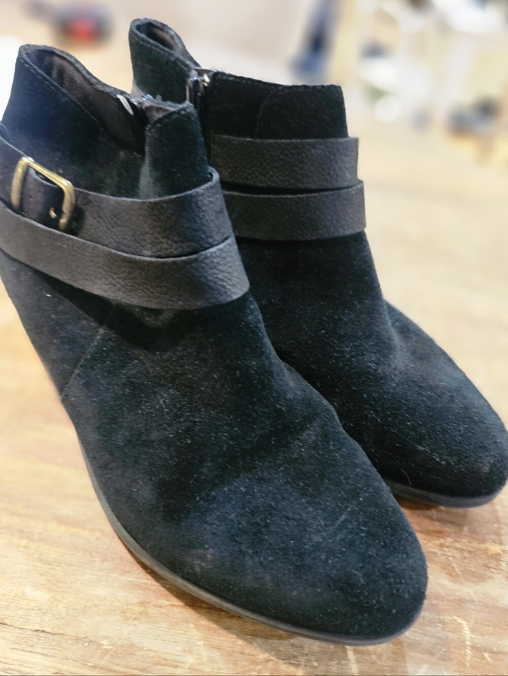 Clark's Women's Addiy Cora Suede Ankle Boots Black 9.5 EUC
